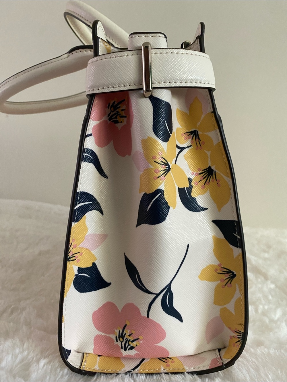 SOLD! Kate Spade New York Staci Medium Satchel in Cream Multi - Picture 6 of 17